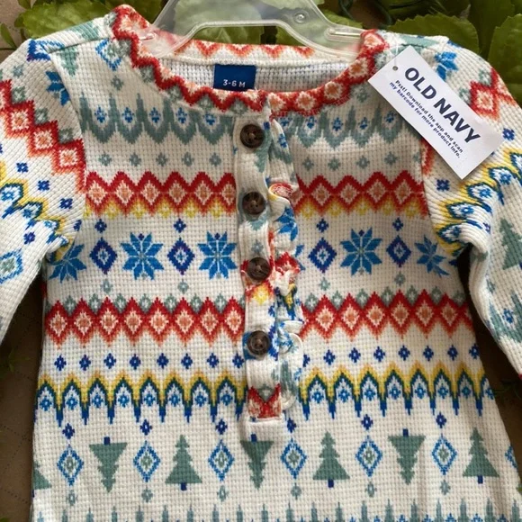 NWT Baby Old Navy One Piece Christmas Multicolor Printed - Picture 2 of 9